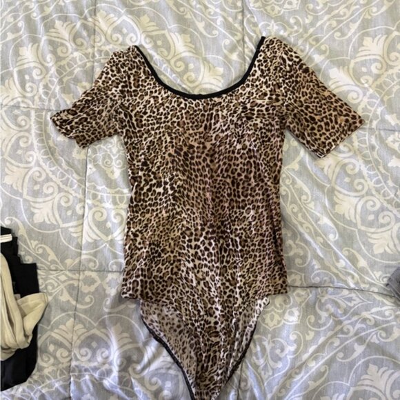 Leopard Print One Piece - Picture 2 of 6